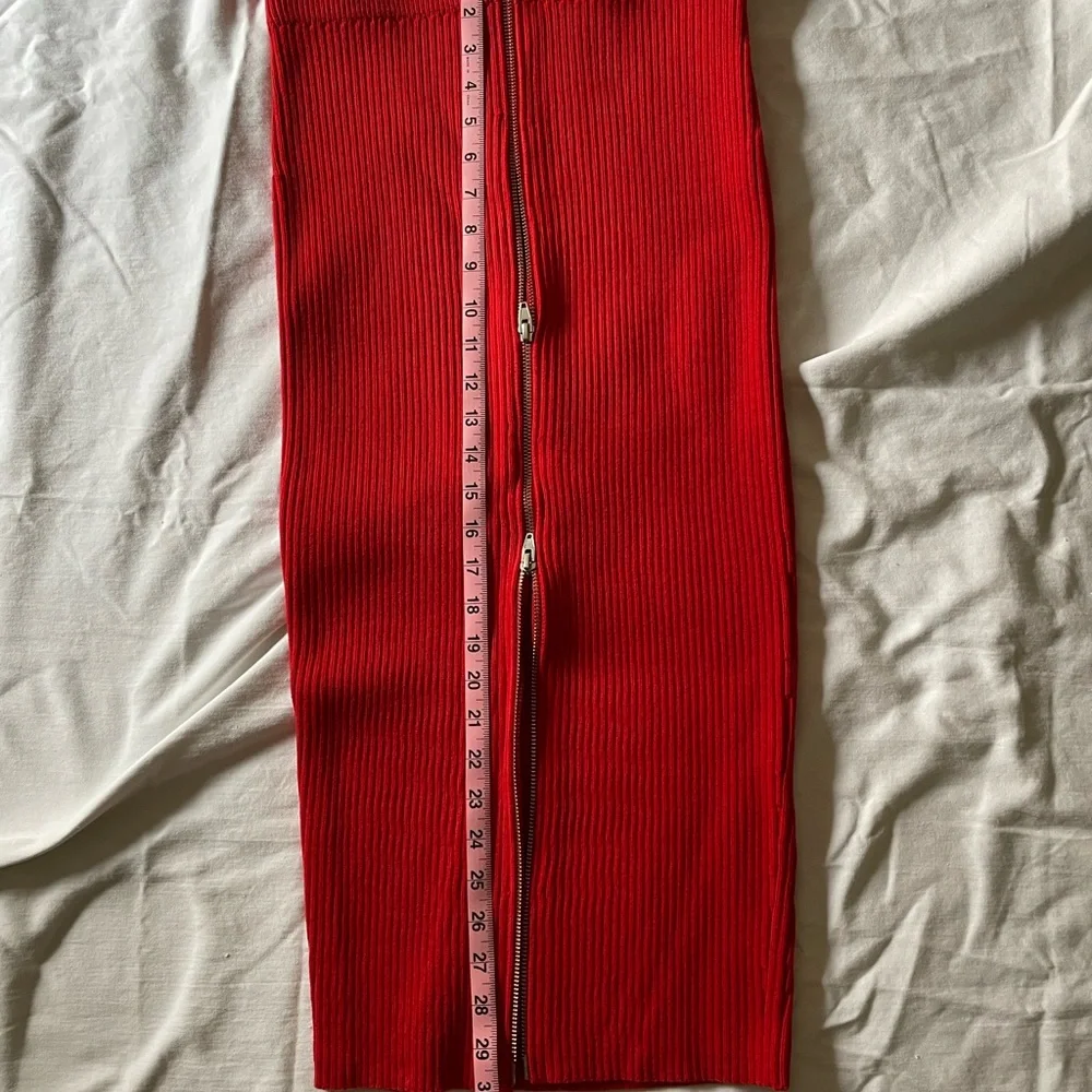 Skirt - Picture 2 of 6